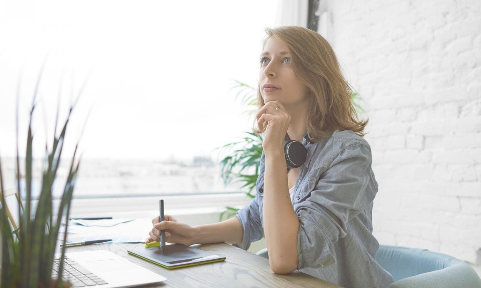 SEO performance metrics and content analytics dashboard